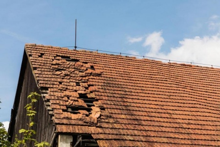 Quand et pourquoi faire appel au d&eacute;pannage de toiture &agrave; STOTZHEIM